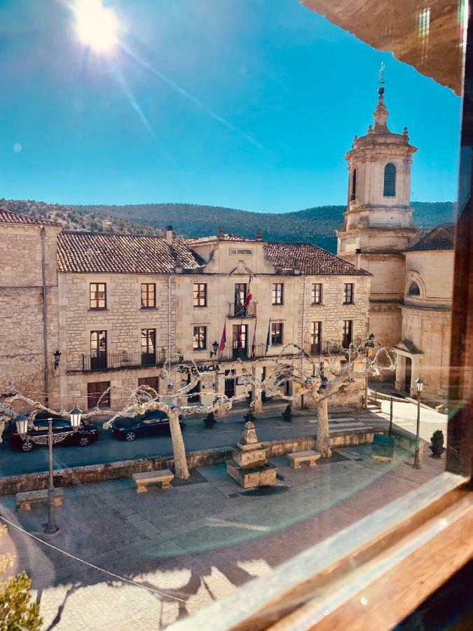 Hotel Tres Coronas De Silos ซานโตโดมิงโก เด ซีลอส ภายนอก รูปภาพ