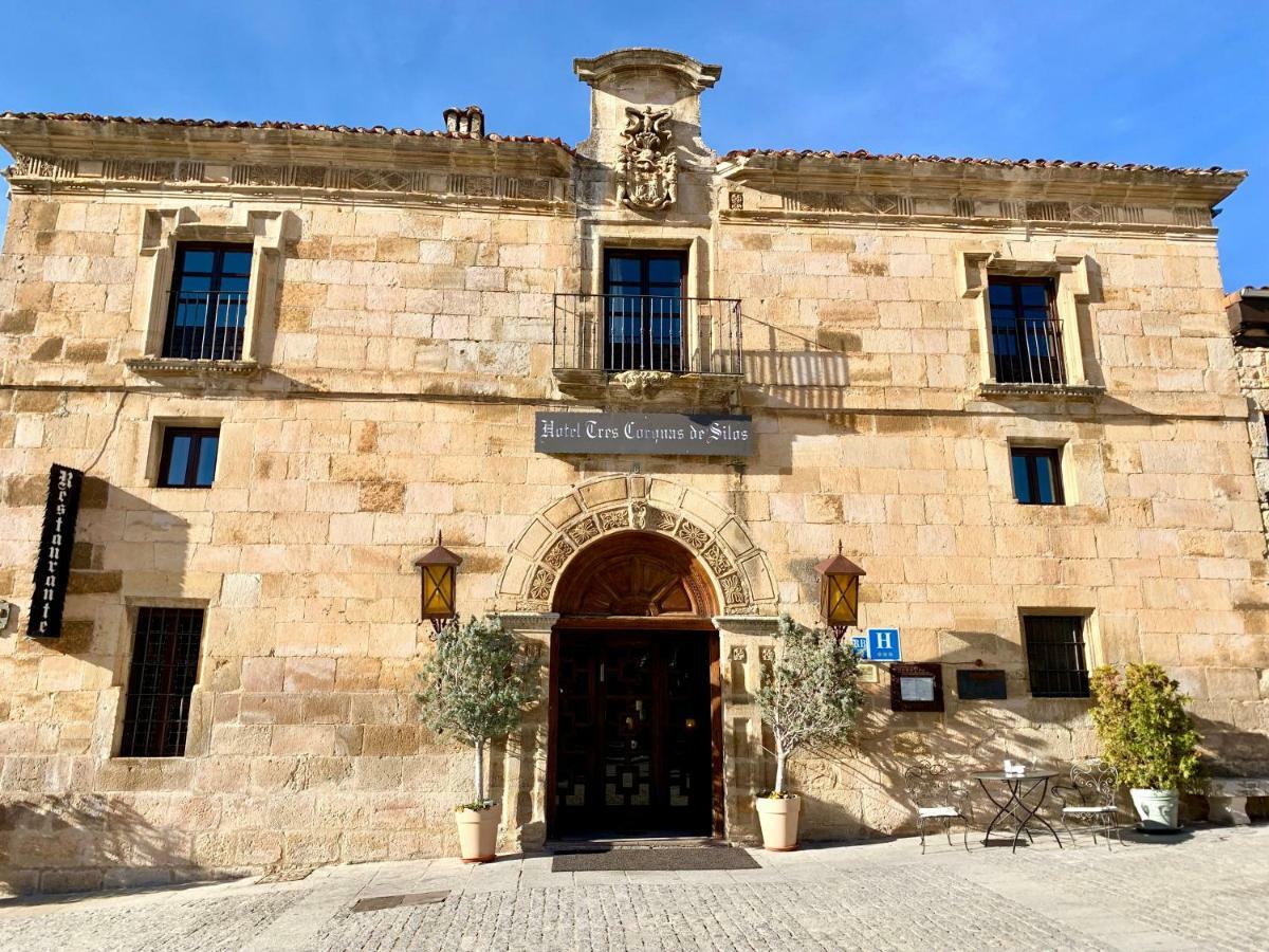 Hotel Tres Coronas De Silos ซานโตโดมิงโก เด ซีลอส ภายนอก รูปภาพ