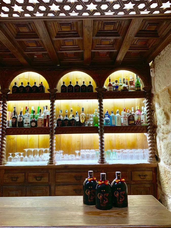 Hotel Tres Coronas De Silos ซานโตโดมิงโก เด ซีลอส ภายนอก รูปภาพ